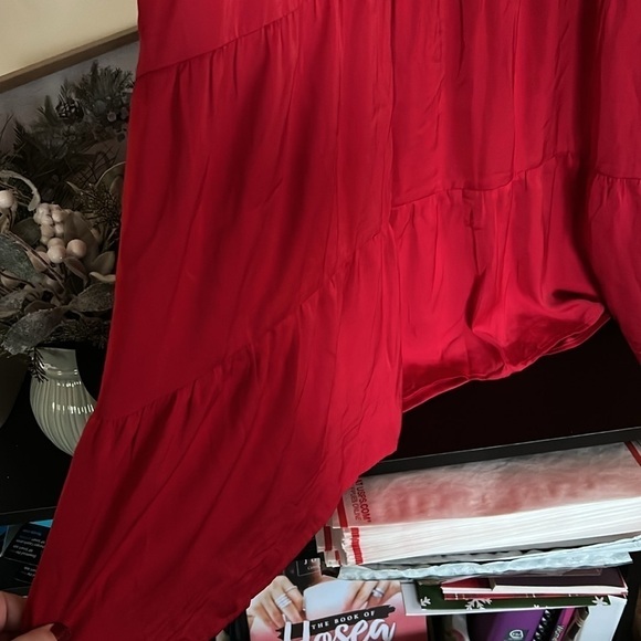 CATO Mystic Moon Jester Solid Red Cross Front Tiered Dress, Size 26/28, NWT. - Picture 9 of 10